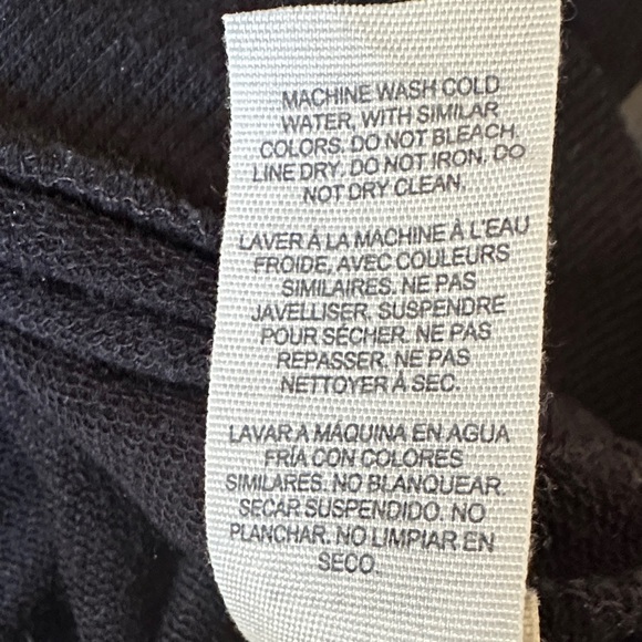 🌸Garage Black Mesh Detail Top - Picture 5 of 5